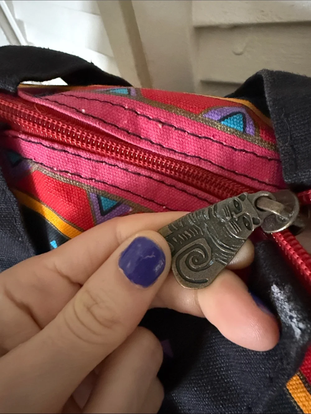 Vintage Laurel Burch Black Multicolor Cat Panel Shoulder Bag wood Keychain too